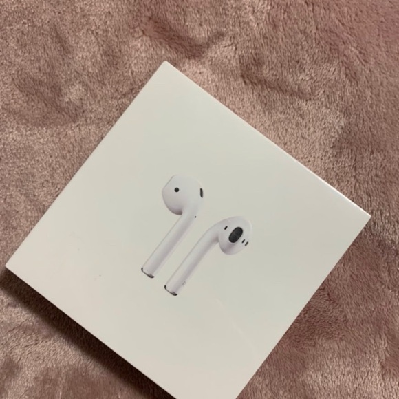 AirPods